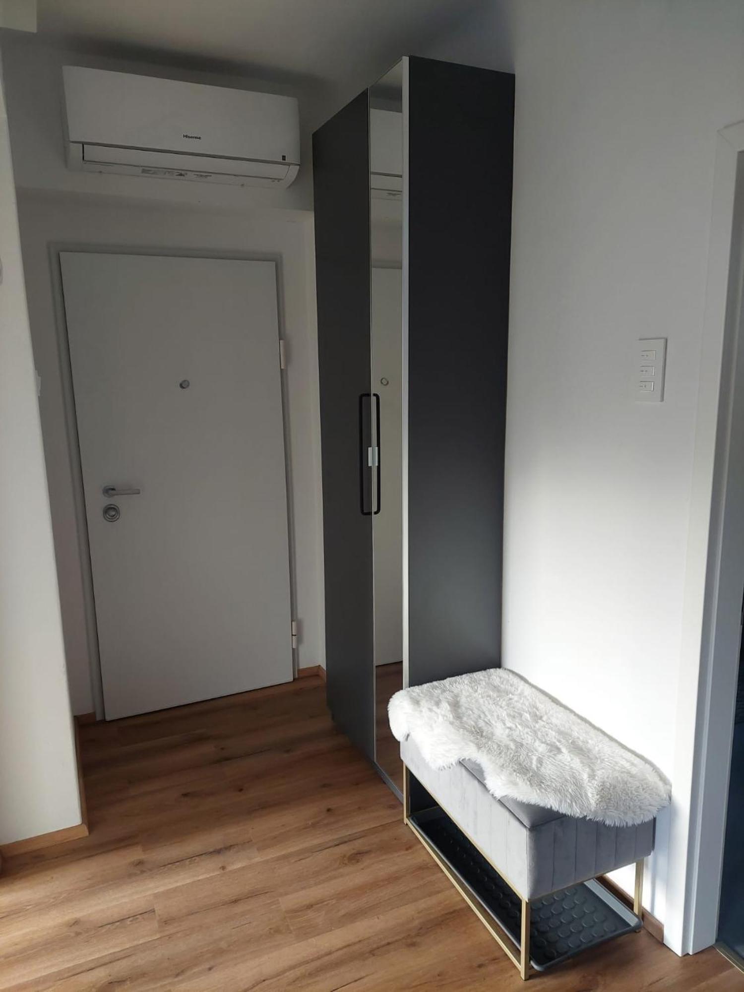 Moskriceva Apartment Ljubljana Luaran gambar