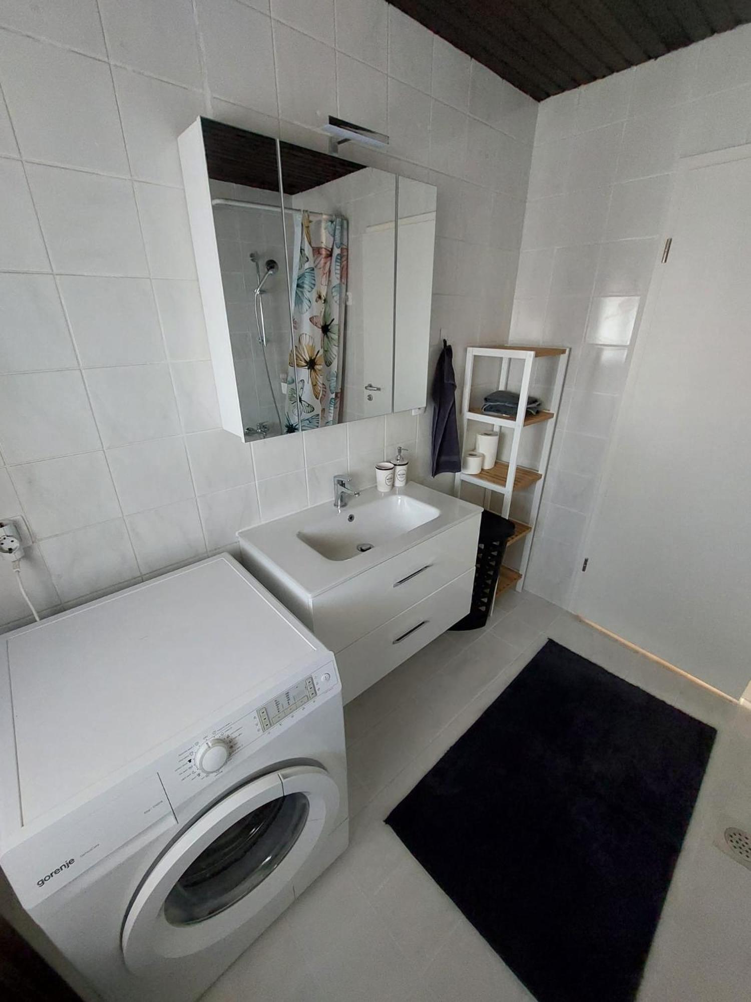 Moskriceva Apartment Ljubljana Luaran gambar